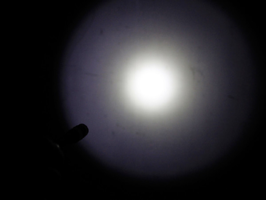 ไฟ LED ปากกาไฟ LED นำแสดงโดย Cree LED Light Design