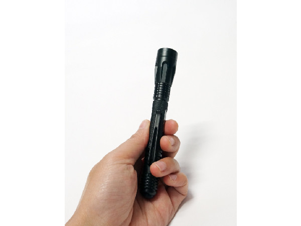 Engraved Aluminum Alloy 2AAA Tactical Pen Flashlight Flat Lens Type